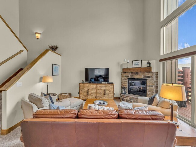 Photo - Cedar Ridge Townhome  **Mid-April thru November Rental**