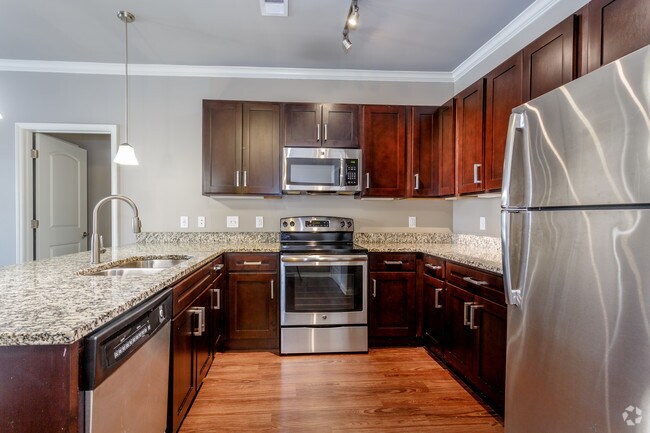 3BR, 2BA - Willow