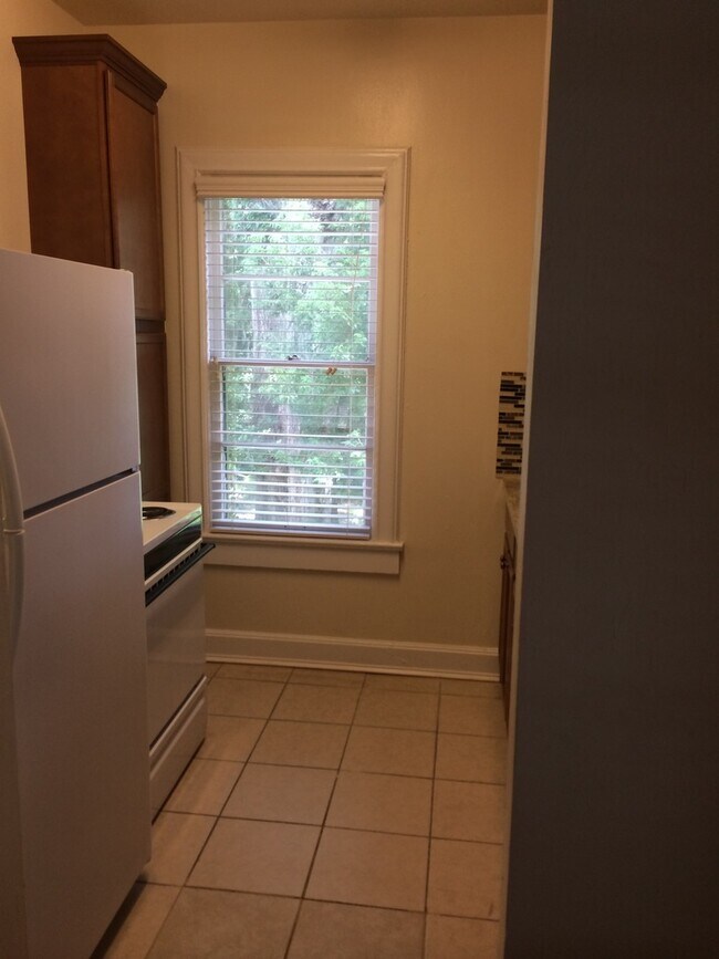 Photo - Margaret's Manor 917-A Unidad 917-A SW 5th Ave