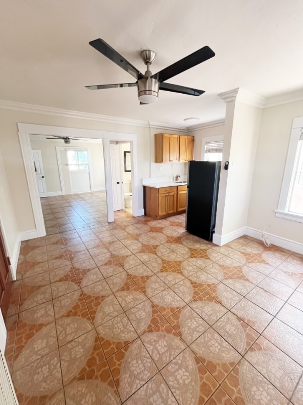 Photo - 744 Pine Ave Unidad 7