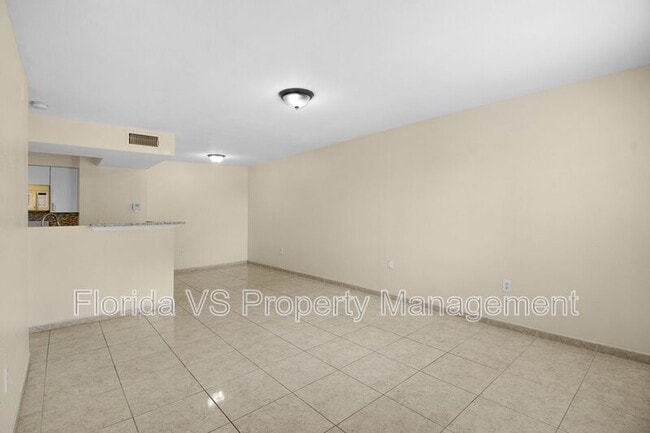 Photo - 3036 Parkway Blvd Unit 203