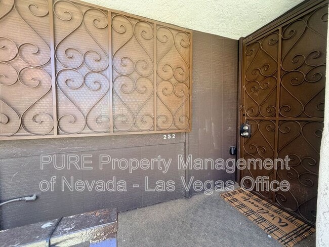 Photo - 1405 E Vegas Valley Dr Unit #252 BLDG 25