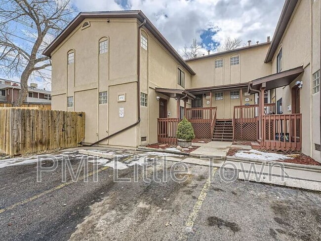 Building Photo - 256 W Jefferson Ave