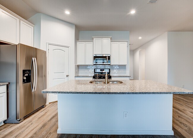 Photo - 1225 Antelope Passing Dr