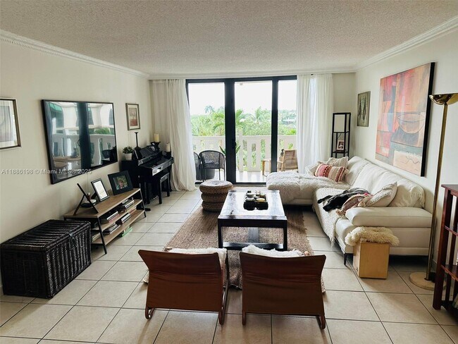 Photo - 1121 Crandon Blvd Unidad D404