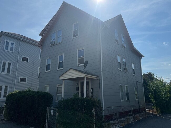 Photo - 20 Perry Ave Unit 2