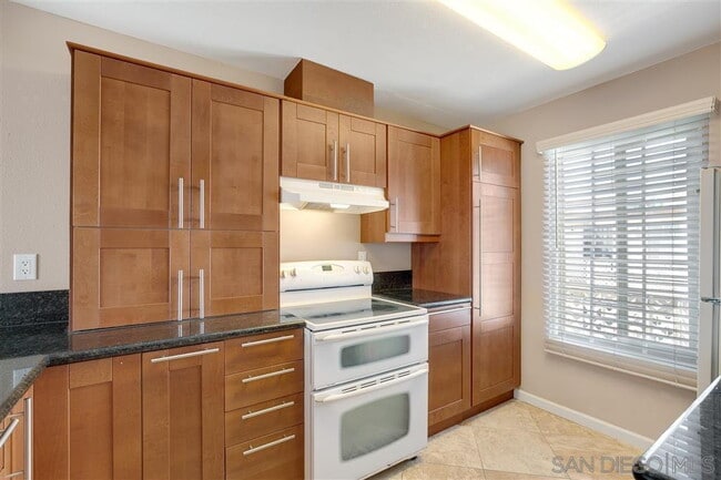 $3,400 - 3 Bed / 2 Bath Condo in Kearney Mesa