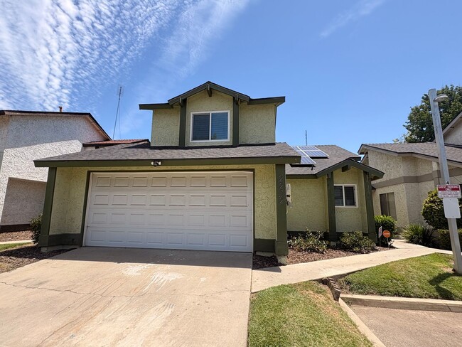 Photo - 2212 N Edison St
