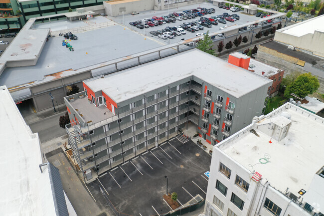 Photo - Harborside Flats Apartments