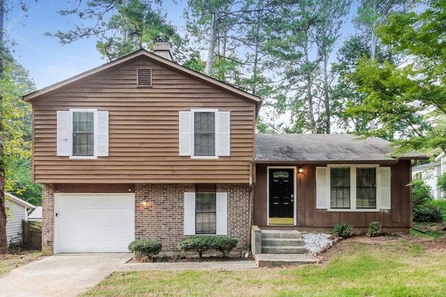 Building Photo - 5545 Rock Springs Rd