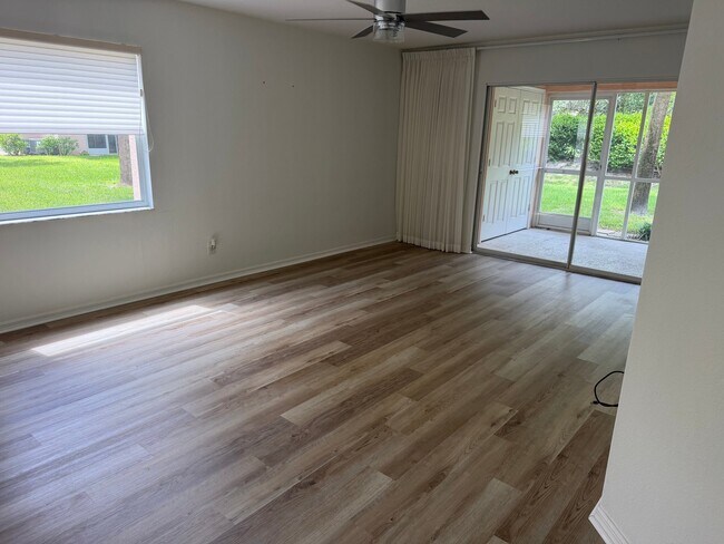 Photo - 26735 Little John Ct Unit 25