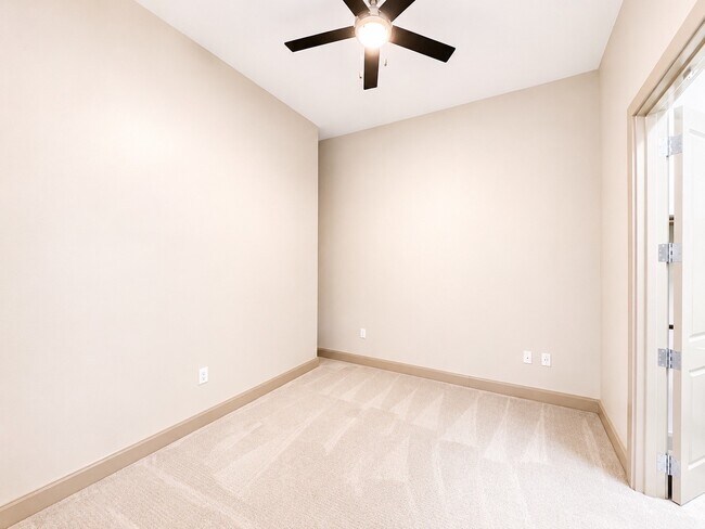 Photo - 9787 Katy Fwy Unit 1508