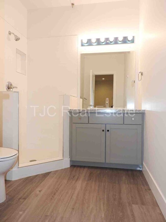 Photo - 6704 Ralston Rd