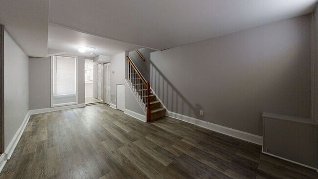 Photo - 2 Bedroom with Rear Yard