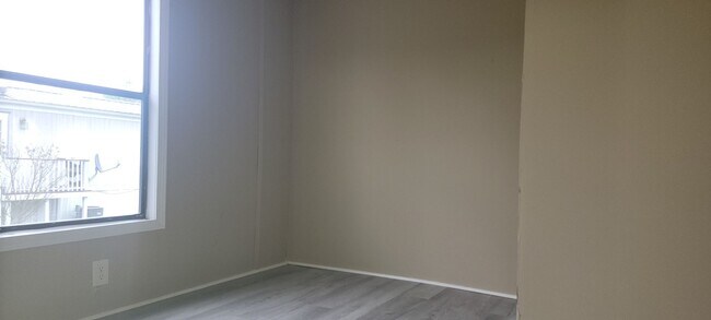 Photo - 2 Bedroom, 1 bath Mobile Home in Yorktowne...