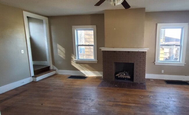 Photo - 1213 Woodland Ave SE