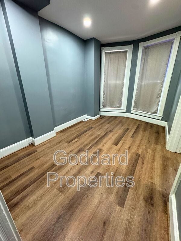 Photo - 1313 E North Ave