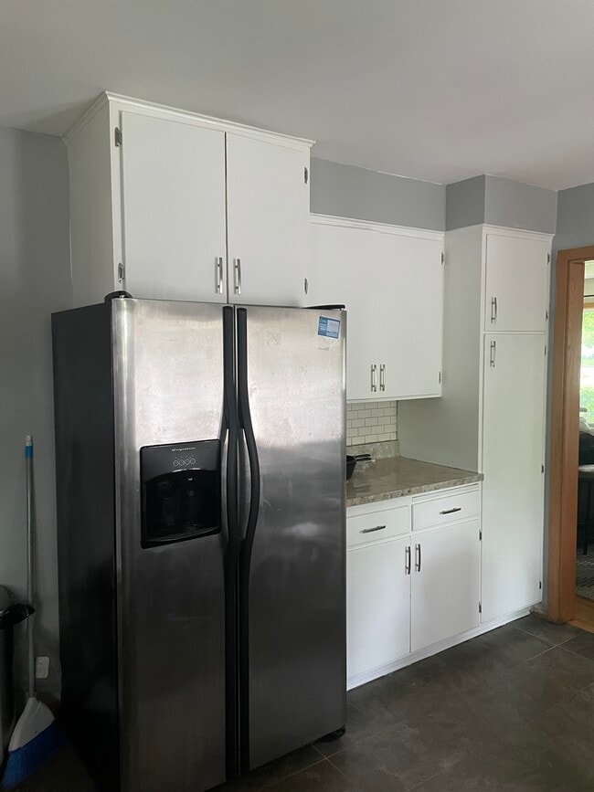 Photo - 2505 Zinran Ave S