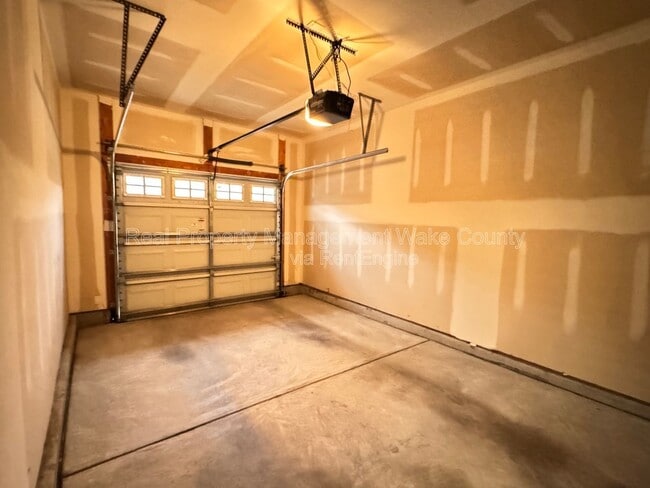 Photo - 8215 Martello Ln