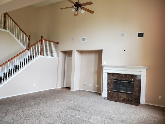 Photo - 627 Magnolia Ln
