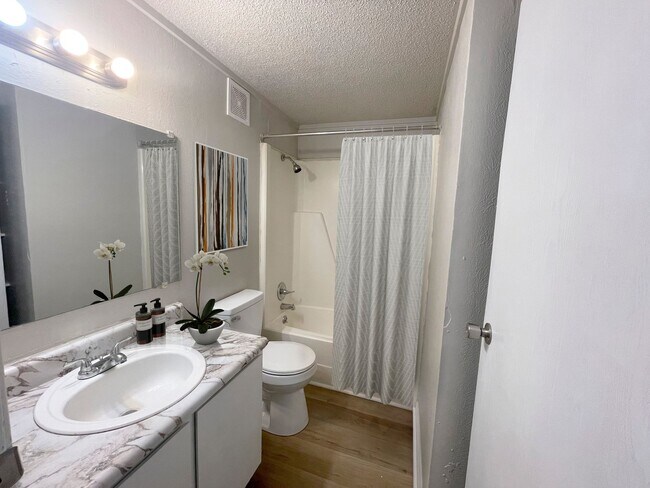 Photo - Countryside Apartments