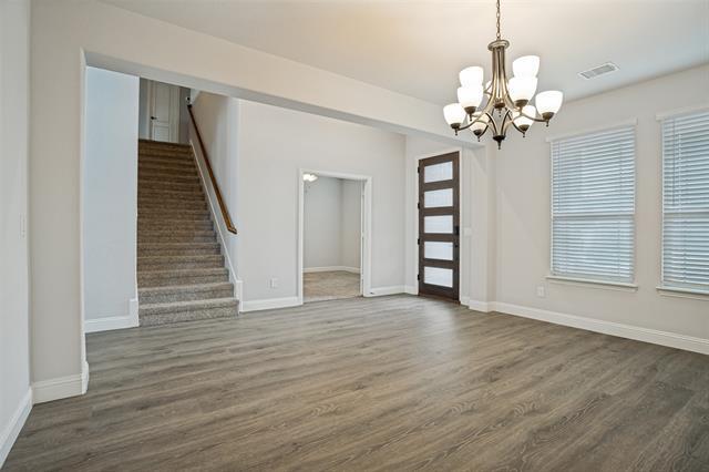 Photo - 812 Woodview Ct