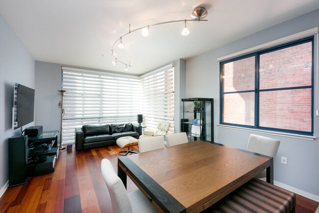 Photo - 88 Townsend St