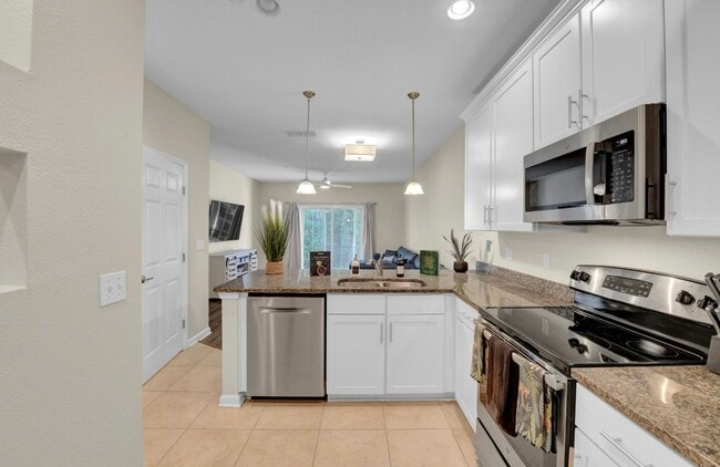 Photo - 11287 Estancia Villa Cir