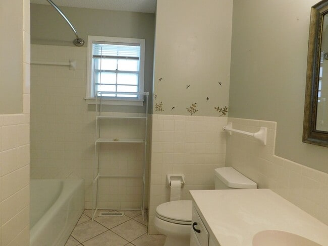 Photo - 7800 Meadow Dr