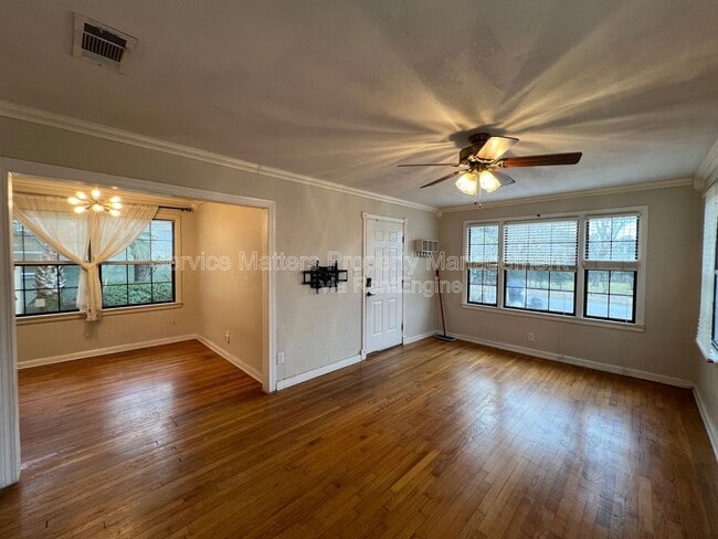 Photo - 1876 N Baylen St