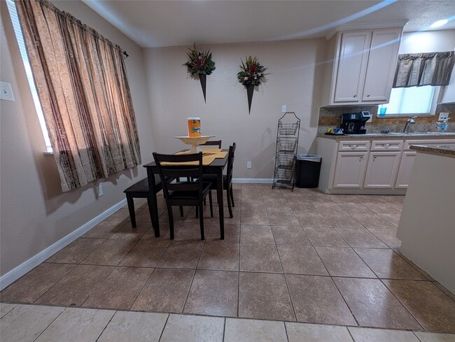 Photo - 3435 Creek Grove Dr