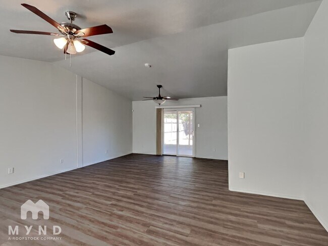 Photo - 4559 Sugar Bush Ct