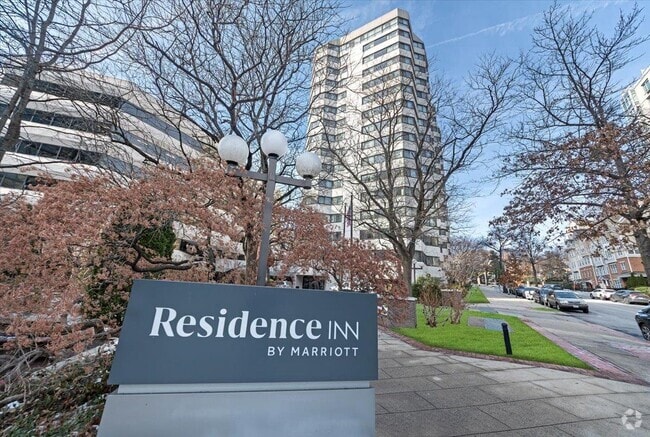 Building Photo - 5 Barker Ave Unit 206 Rental