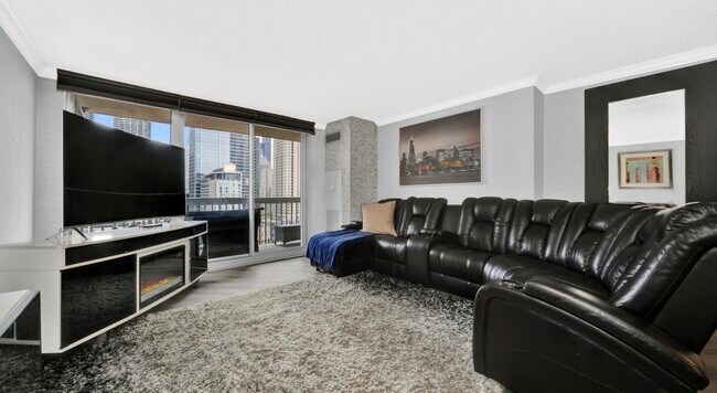545 N Dearborn St Unit W2108