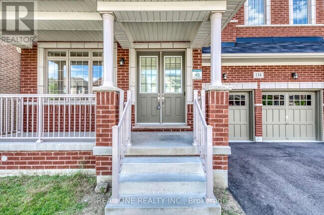 Photo - 134 Goodwin Cres