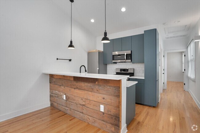 Building Photo - 4004 Avenue C Unit 4004 Avenue C, A Rental
