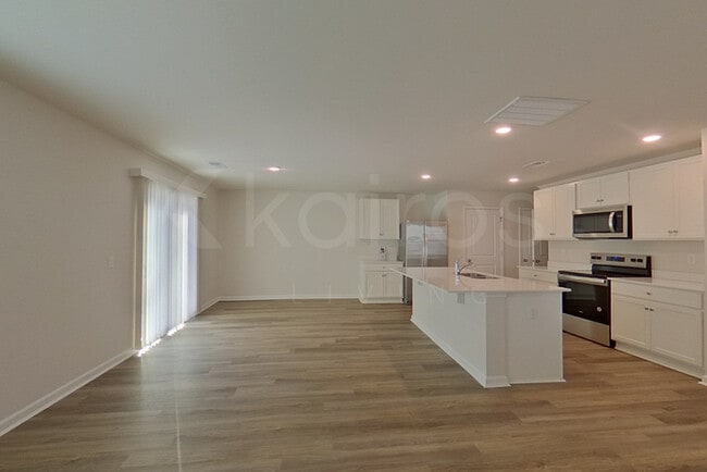 Photo - 121 Inez Ave