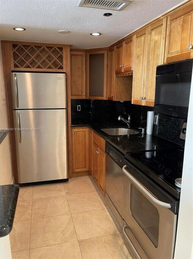 Photo - 770 Claughton Island Dr Unit 1507