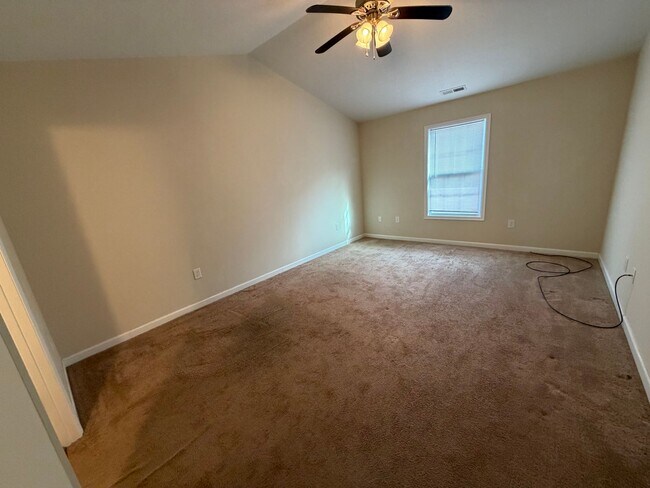 Photo - 22 Skylar Ct