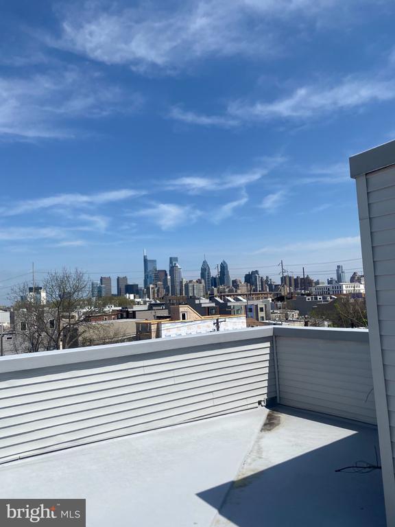 Photo - 2615 Latona St