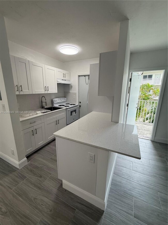 Photo - 1895 Venice Park Dr Unit B6