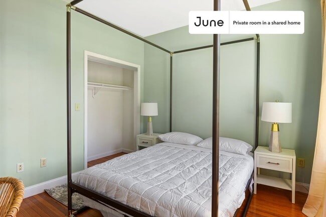 Photo - Room in Shared 4 bed/1 bath home Unit A