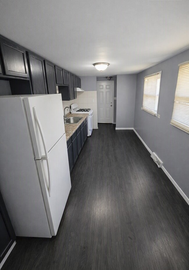 Photo - 16340 Ashland Ave