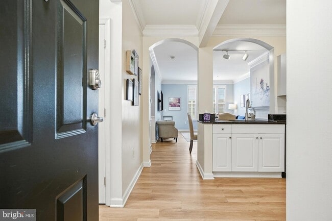 Photo - 27 Booth St Unit 345