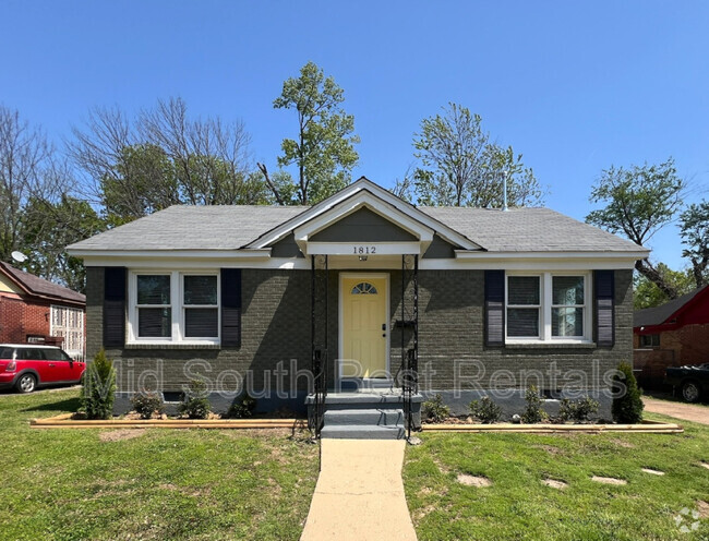 Building Photo - 1812 S Orleans St Rental