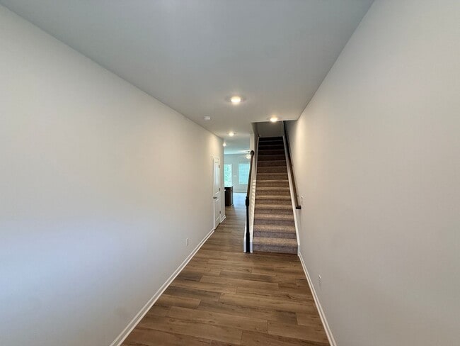 Photo - 3009 Kingsfield Rd