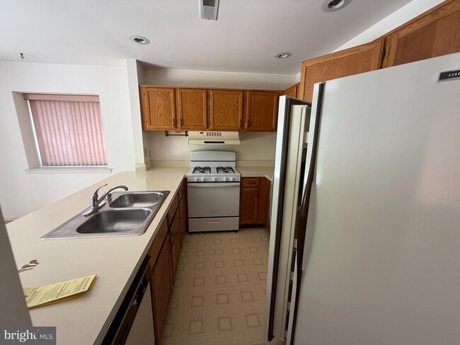 Photo - 46 Muirfield Dr