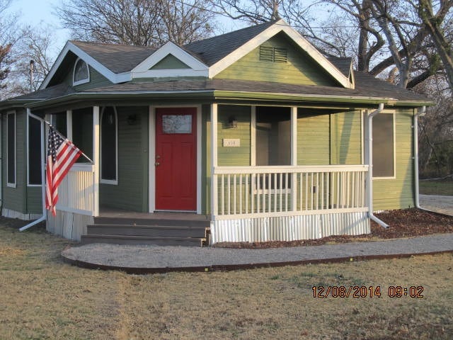 Building Photo - 600 Jefferson Ave