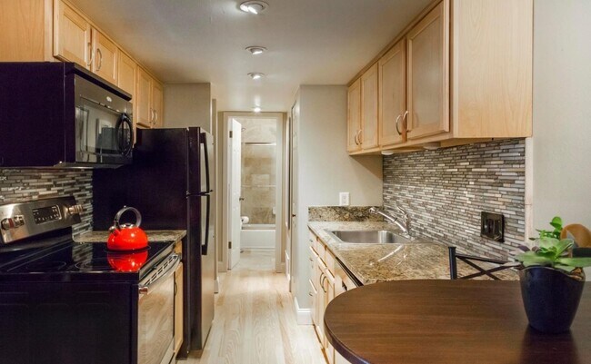 Photo - Pool-Side Condo in a Gated Community in Ma... Unit 114