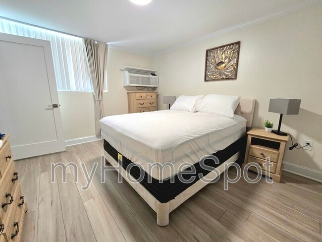 Photo - 201 S Stillman St Unit Apt 214